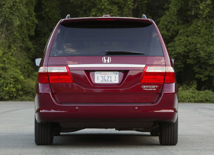 Technical specifications and characteristics for【Honda Odyssey III】 - picture 4