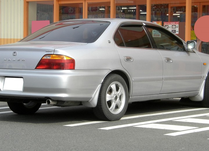 Technical specifications and characteristics for【Honda Saber (UA4)】 - picture 4