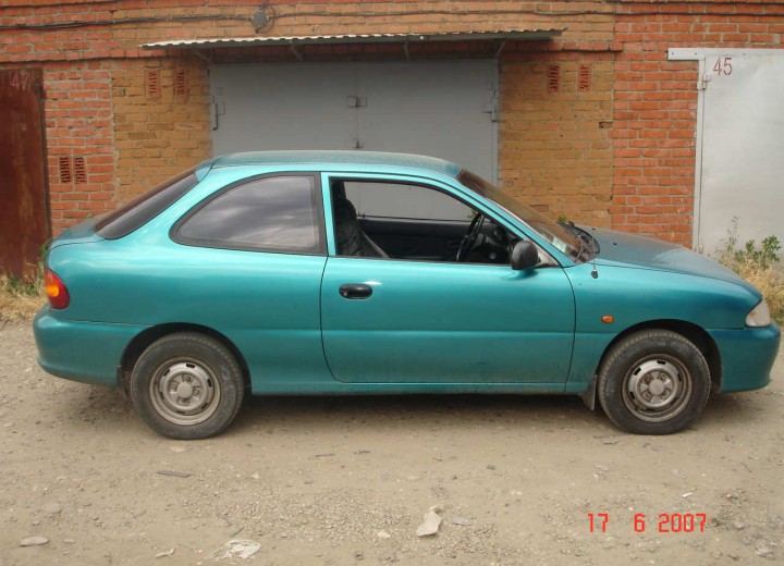Technical specifications and characteristics for【Hyundai Accent Hatchback I】 - picture 3
