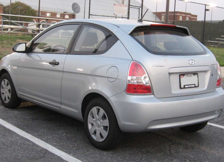 Технические характеристики о Hyundai Accent Hatchback III - picture 2