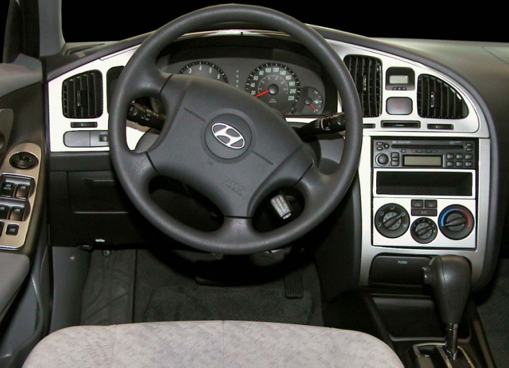 Especificaciones técnicas de Hyundai Elantra III - picture 6