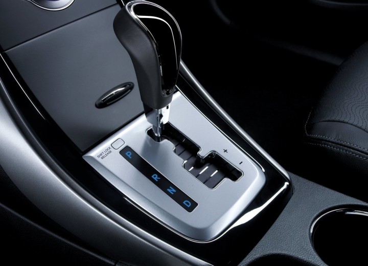 Especificaciones técnicas de Hyundai Elantra V - picture 15