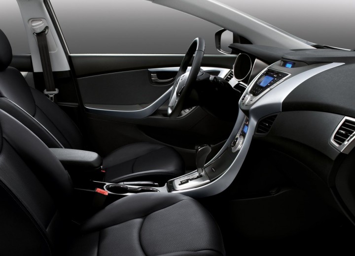 Especificaciones técnicas de Hyundai Elantra V - picture 10