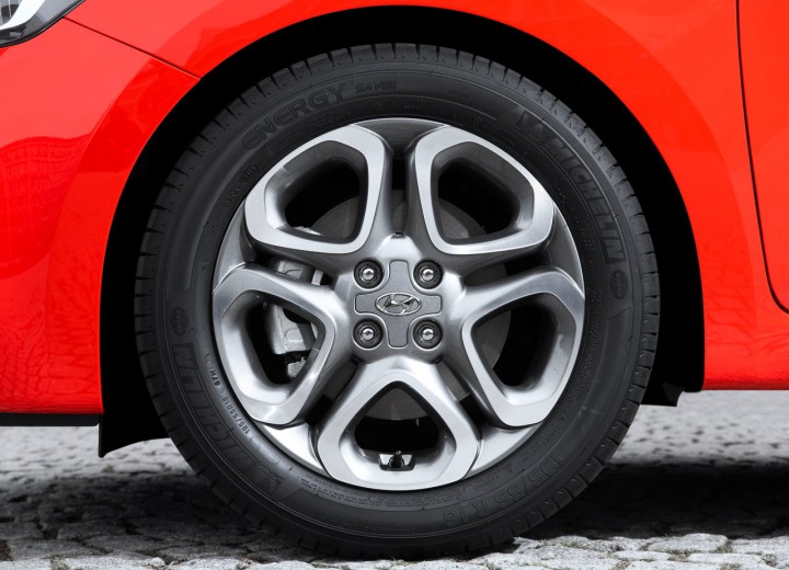 Τεχνικά χαρακτηριστικά για Hyundai i20 II (IB) Restyling - picture 12