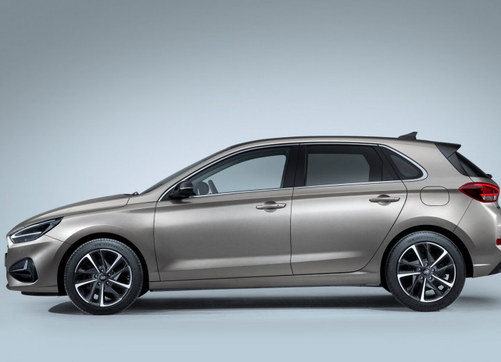 Technical specifications and characteristics for【Hyundai i30 III Restyling 2】 - picture 2