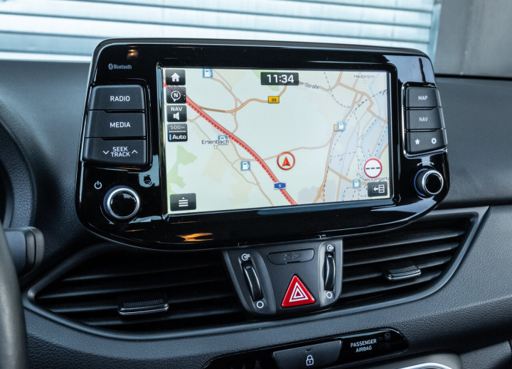 Technical specifications and characteristics for【Hyundai i30 III Restyling】 - picture 6