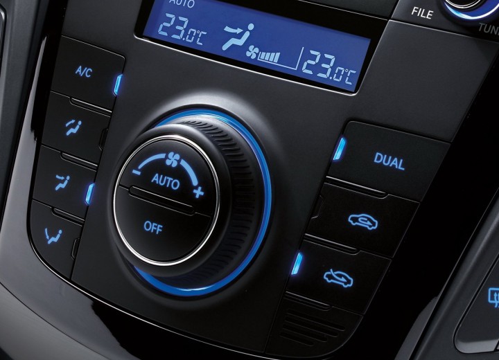 Technical specifications and characteristics for【Hyundai i40 I Restyling CW】 - picture 9