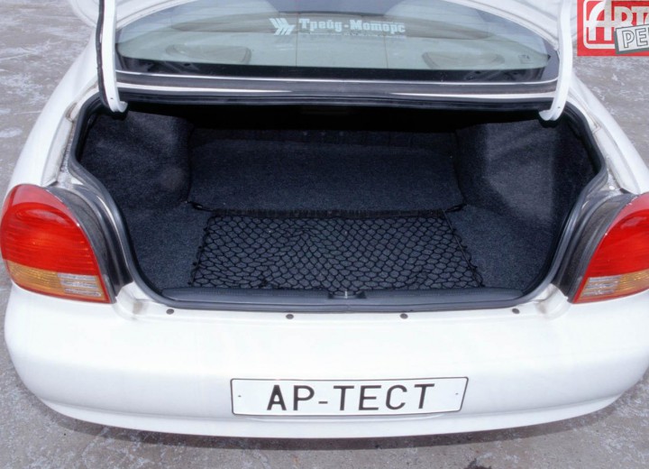 Technische Daten und Spezifikationen für Hyundai Sonata IV - picture 5
