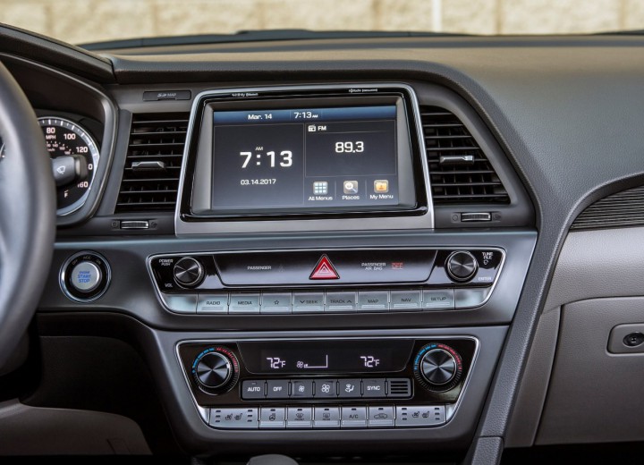 Technische Daten und Spezifikationen für Hyundai Sonata VI Restyling - picture 10