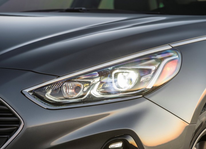Technische Daten und Spezifikationen für Hyundai Sonata VI Restyling - picture 15