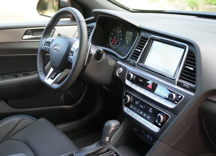 Technische Daten und Spezifikationen für Hyundai Sonata VI Restyling - picture 9