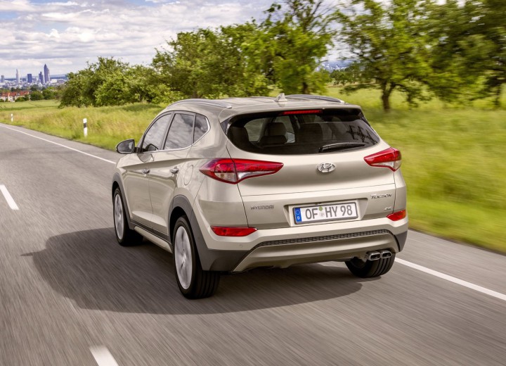Technical specifications and characteristics for【Hyundai Tucson III】 - picture 5