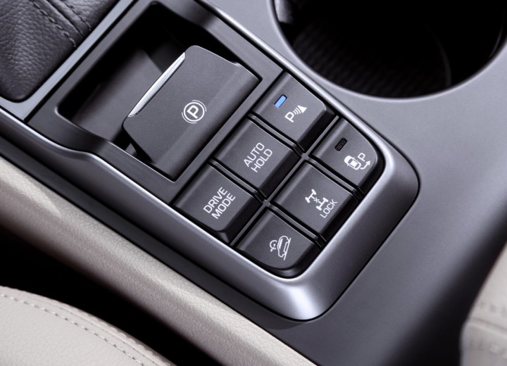 Technical specifications and characteristics for【Hyundai Tucson III】 - picture 10