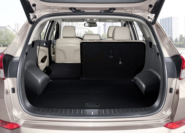Technical specifications and characteristics for【Hyundai Tucson III】 - picture 15
