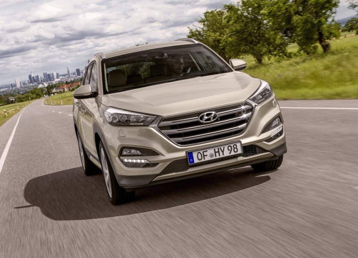 Technical specifications and characteristics for【Hyundai Tucson III】 - picture 1