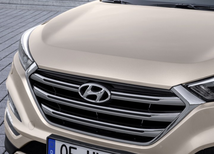 Technical specifications and characteristics for【Hyundai Tucson III】 - picture 12