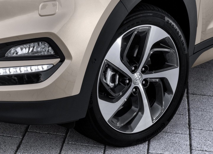 Technical specifications and characteristics for【Hyundai Tucson III】 - picture 14