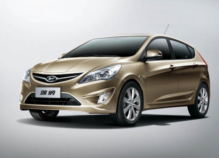 Технические характеристики о Hyundai Verna Hatchback - picture 1