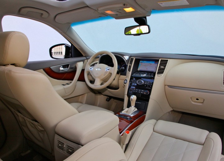 Технически характеристики за Infiniti FX II Restyling - picture 12