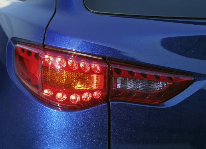 Технически характеристики за Infiniti FX II Restyling - picture 6