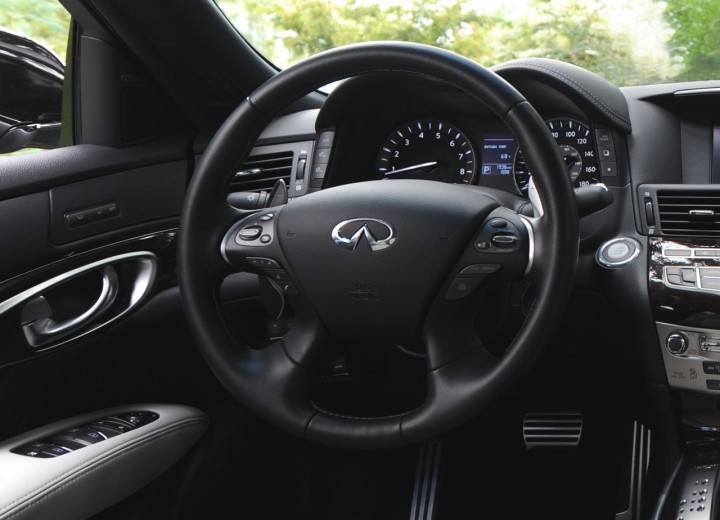 Especificaciones técnicas de Infiniti Q70 Restyling - picture 8