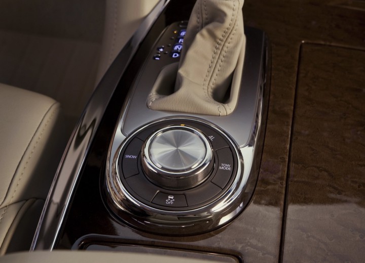 Especificaciones técnicas de Infiniti QX56 III - picture 11