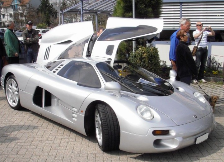 Технически характеристики за Isdera Commendatore - picture 2