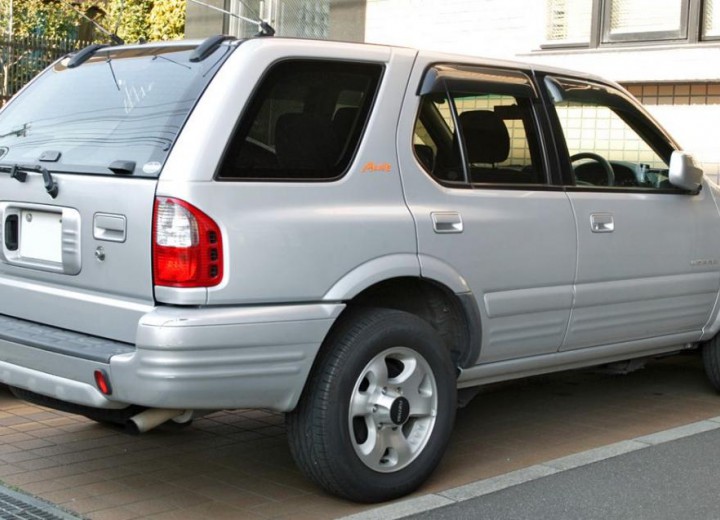 Caratteristiche tecniche di Isuzu Wizard - picture 2