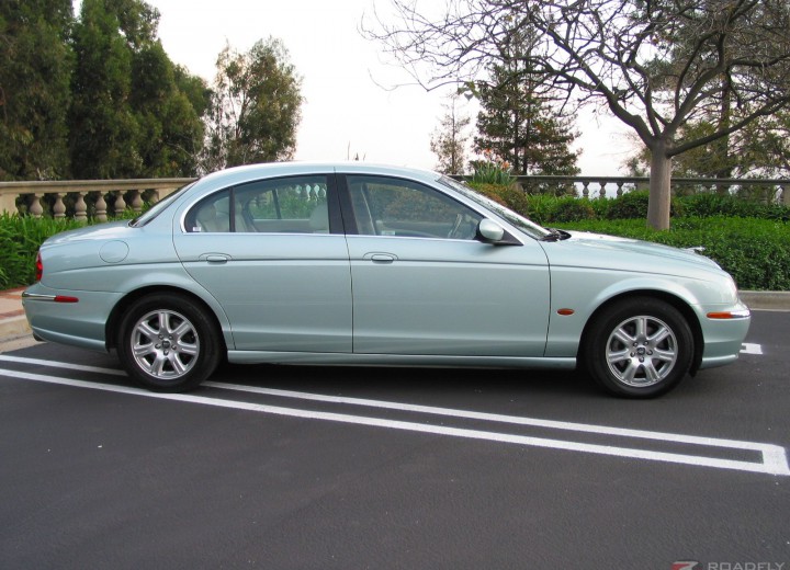 Технически характеристики за Jaguar S-type (CCX) - picture 3