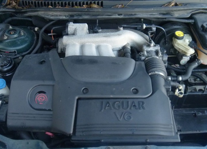 Technical specifications and characteristics for【Jaguar X-type (X400)】 - picture 6