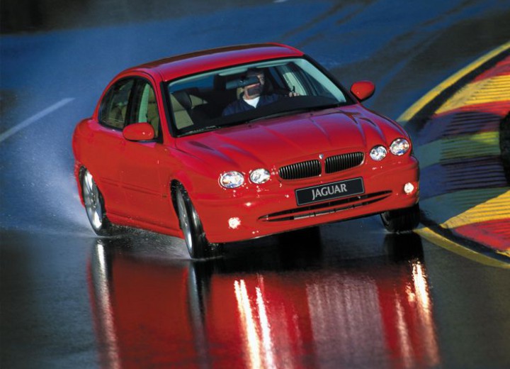 Technical specifications and characteristics for【Jaguar X-type (X400)】 - picture 1