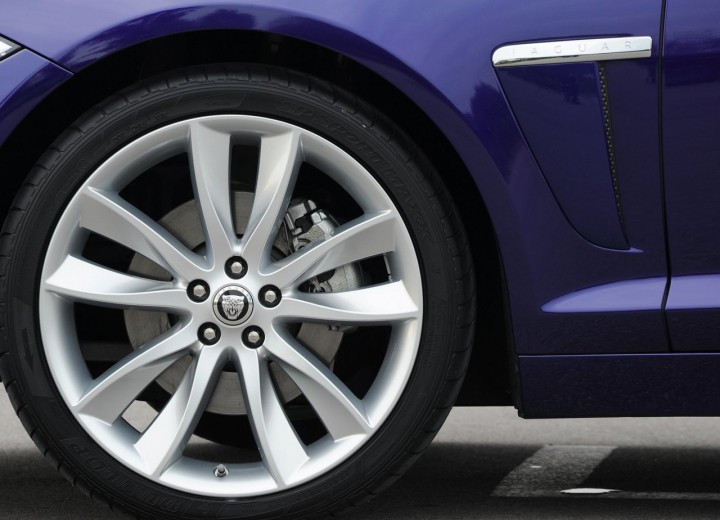 Technical specifications and characteristics for【Jaguar XF Restyling】 - picture 13