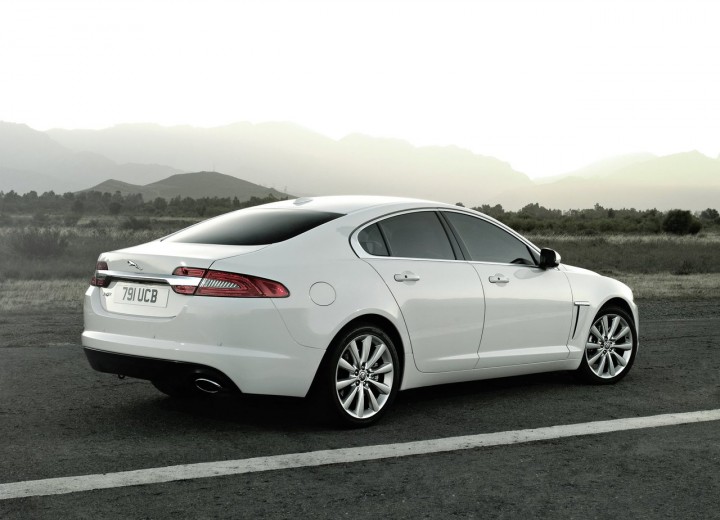 Technical specifications and characteristics for【Jaguar XF Restyling】 - picture 4