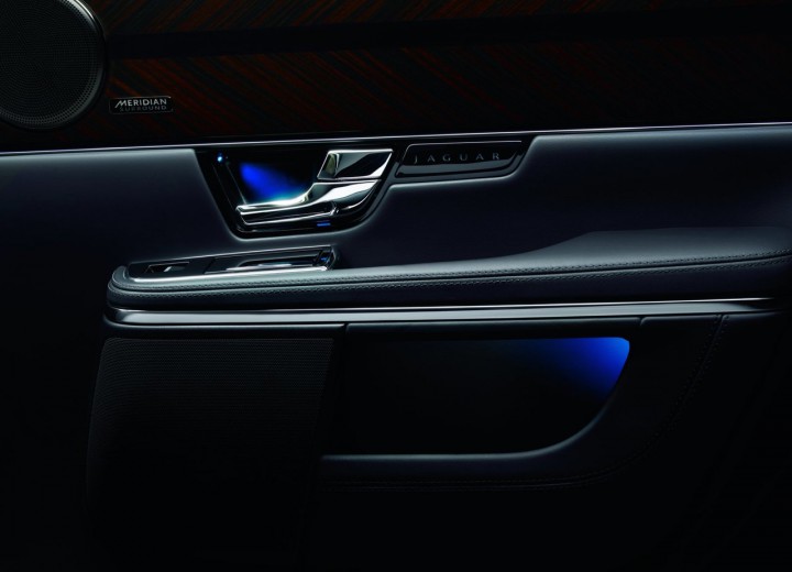 Technical specifications and characteristics for【Jaguar XF Restyling】 - picture 10