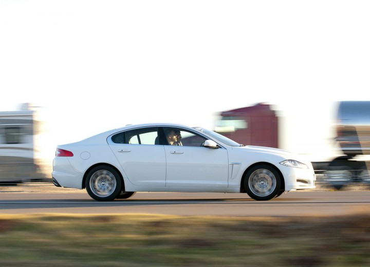 Technical specifications and characteristics for【Jaguar XF Restyling】 - picture 3