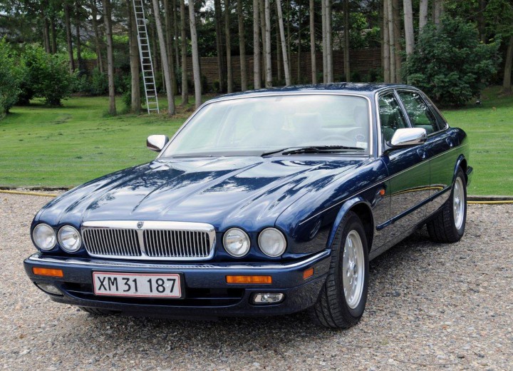 Technische Daten und Spezifikationen für Jaguar XJ (X300/NAW/NAB) - picture 1
