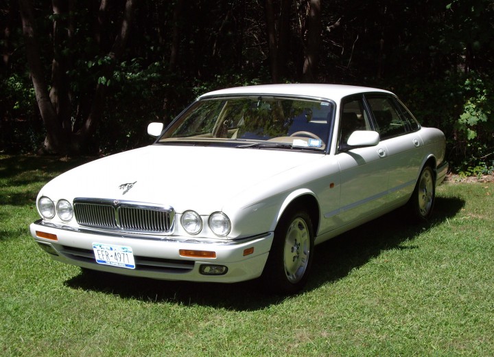 Technische Daten und Spezifikationen für Jaguar XJ (X300/NAW/NAB) - picture 3