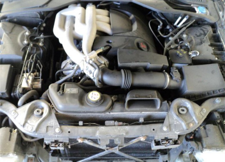 Technical specifications and characteristics for【Jaguar XJ (X350/NA3)】 - picture 6