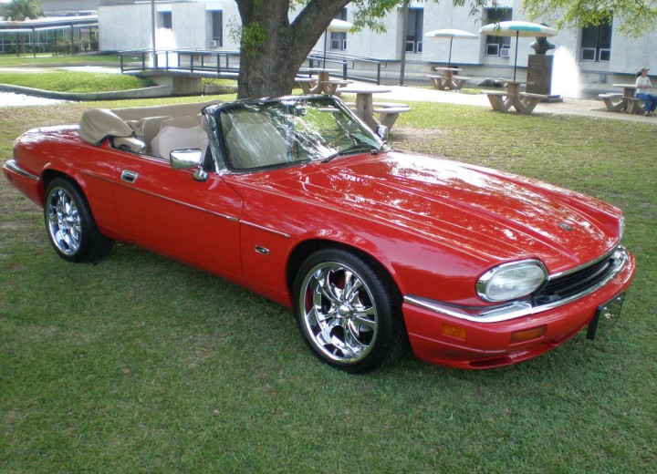 Технически характеристики за Jaguar XJS Convertible - picture 2