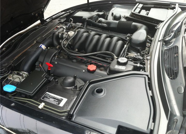 Caractéristiques techniques de Jaguar XK 8 Convertible (QDV) - picture 5
