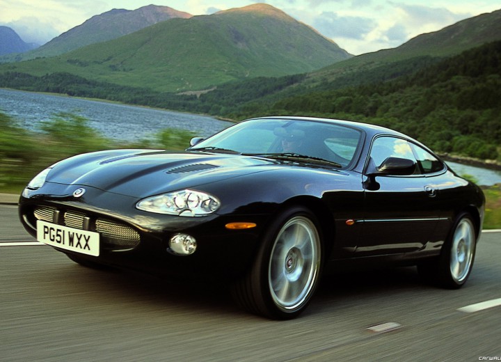Caractéristiques techniques de Jaguar XKR - picture 1