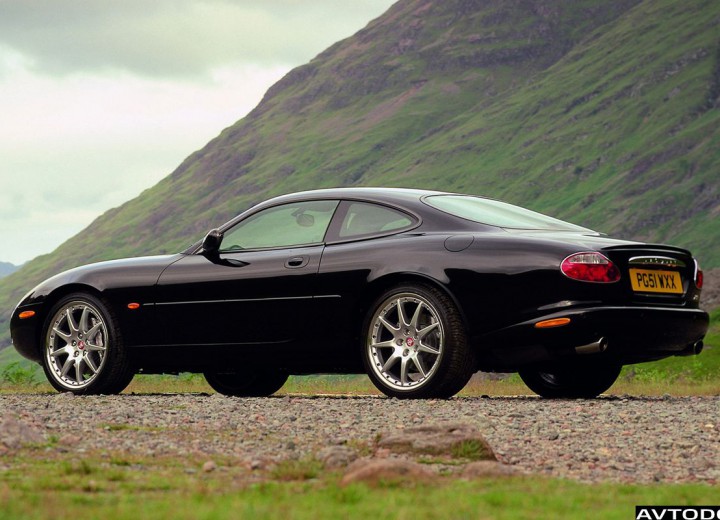 Caractéristiques techniques de Jaguar XKR - picture 3