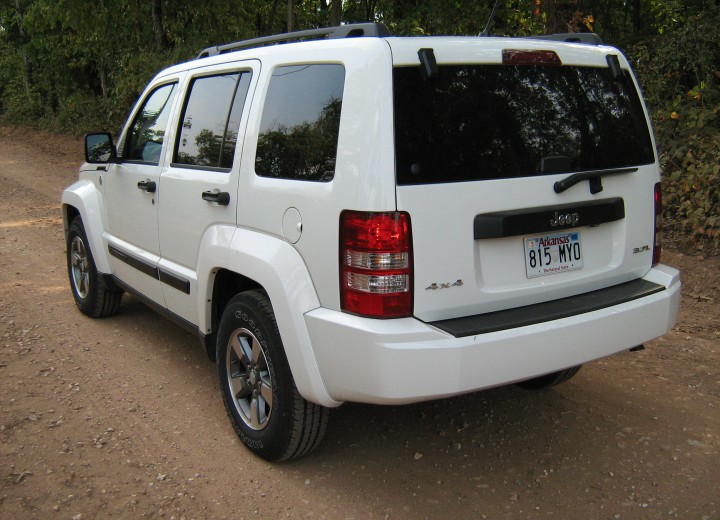 Caractéristiques techniques de Jeep Liberty II - picture 5