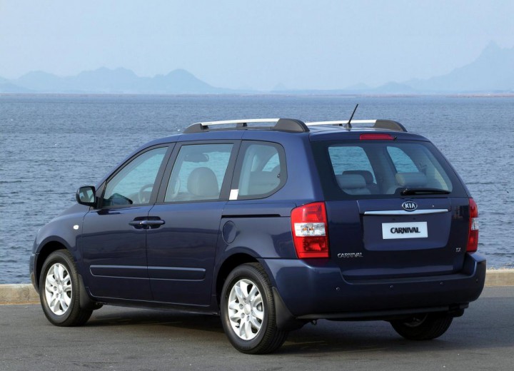 Especificaciones técnicas de Kia Carnival III - picture 3