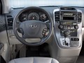 Especificaciones técnicas de Kia Carnival III - picture 4