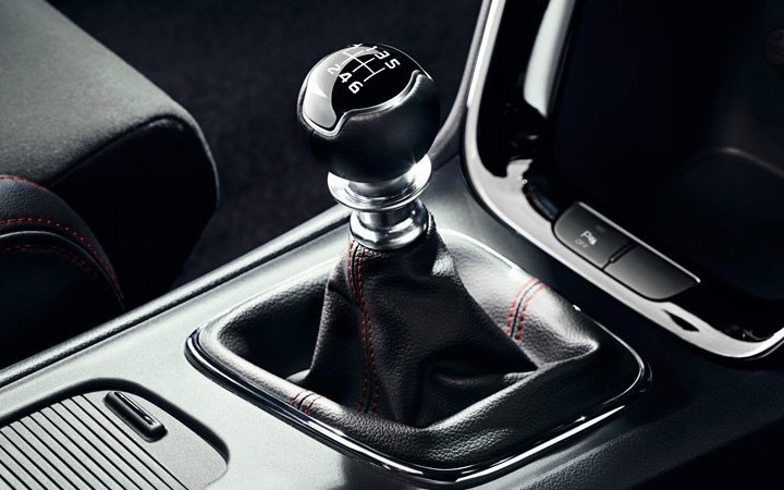 Especificaciones técnicas de Kia Cee'd GT Hatchback - picture 25