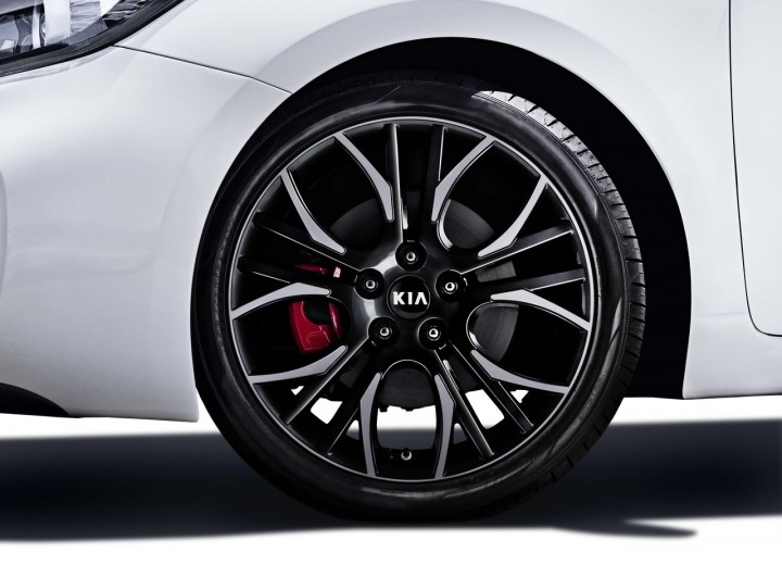 Especificaciones técnicas de Kia Cee'd GT Hatchback - picture 13
