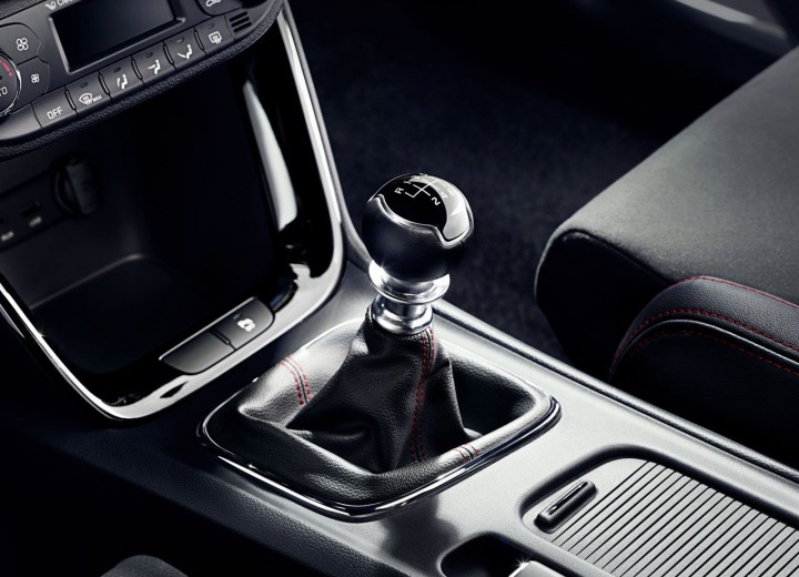 Especificaciones técnicas de Kia Cee'd GT Hatchback - picture 40