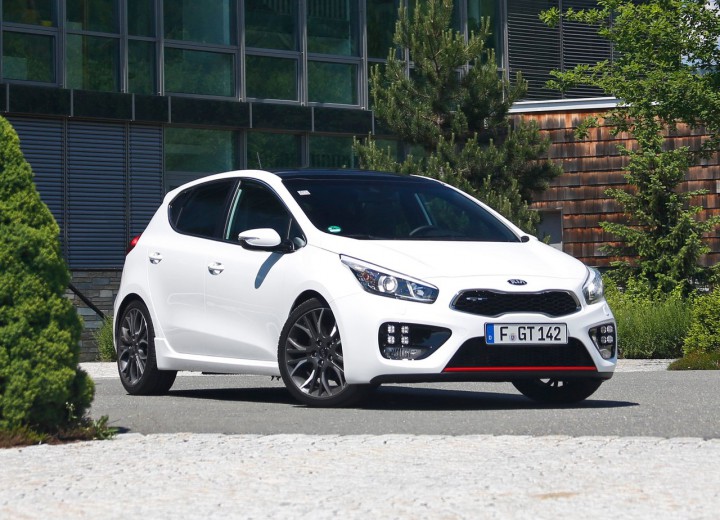 Especificaciones técnicas de Kia Cee'd GT Hatchback - picture 26