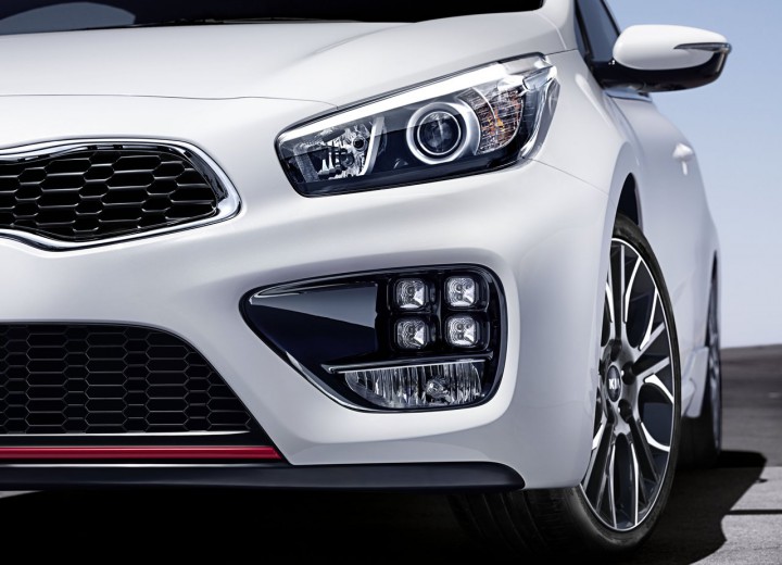 Especificaciones técnicas de Kia Cee'd GT Hatchback - picture 16
